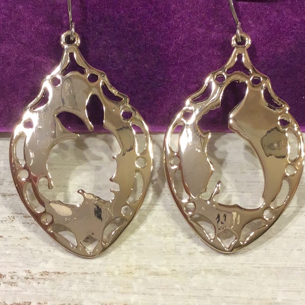 Vera Wang Rabbit Earrings - Picture 2 of 6